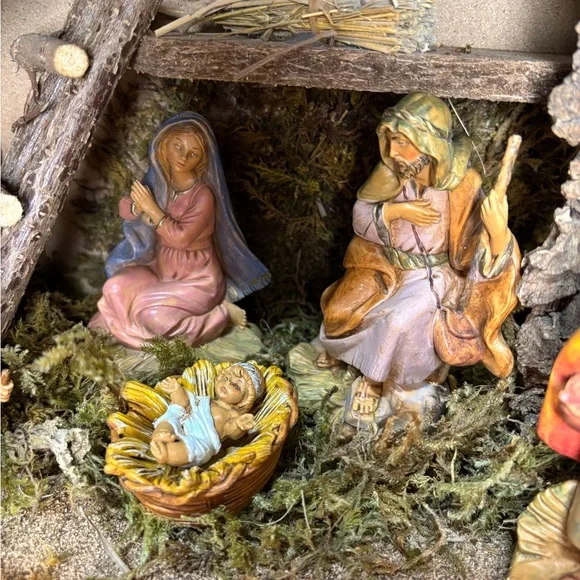 2008 Roman Fontanini 5” Nativity Set with original boxes. - Picture 5 of 7